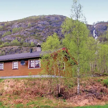 3 Bedroom Beautiful In Holiday home